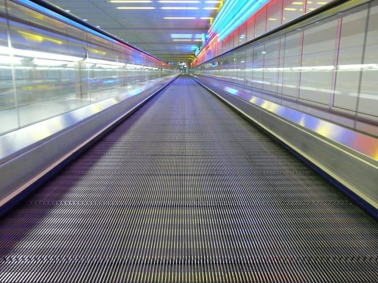 Curious About Airport Moving Walkways? Here’s the Scoop